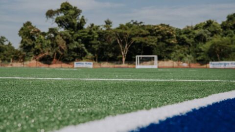 Cancha hockey cesped sintetico