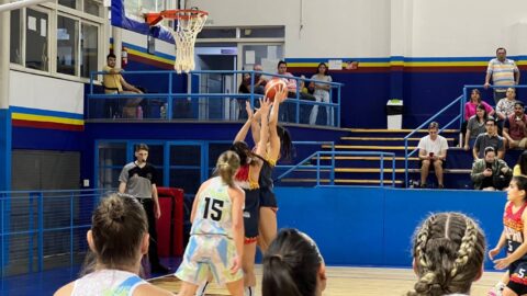 partido basquet club medico capri