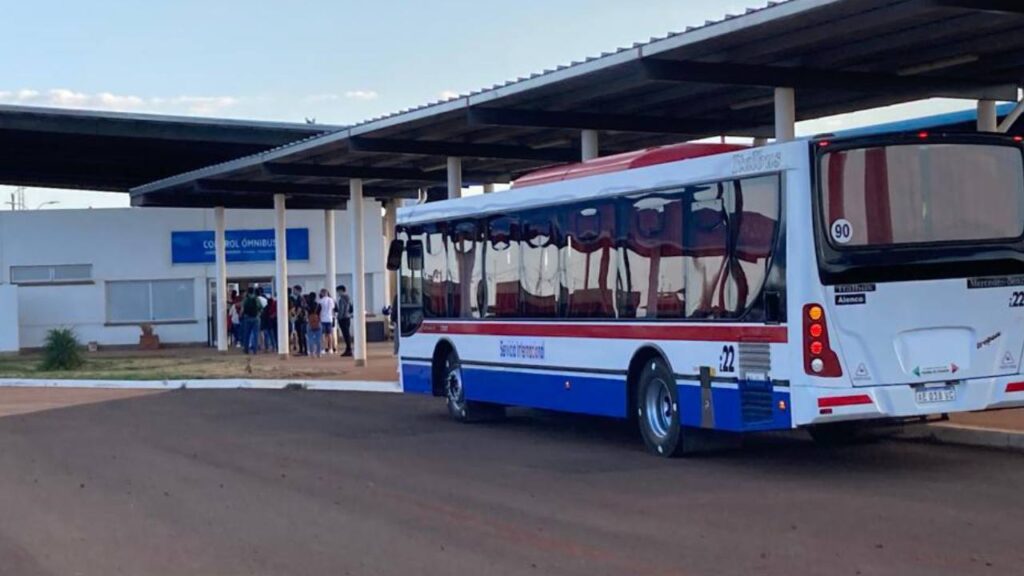 colectivo posadas encarnacion