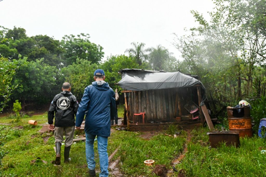 Carlos arce lluvia