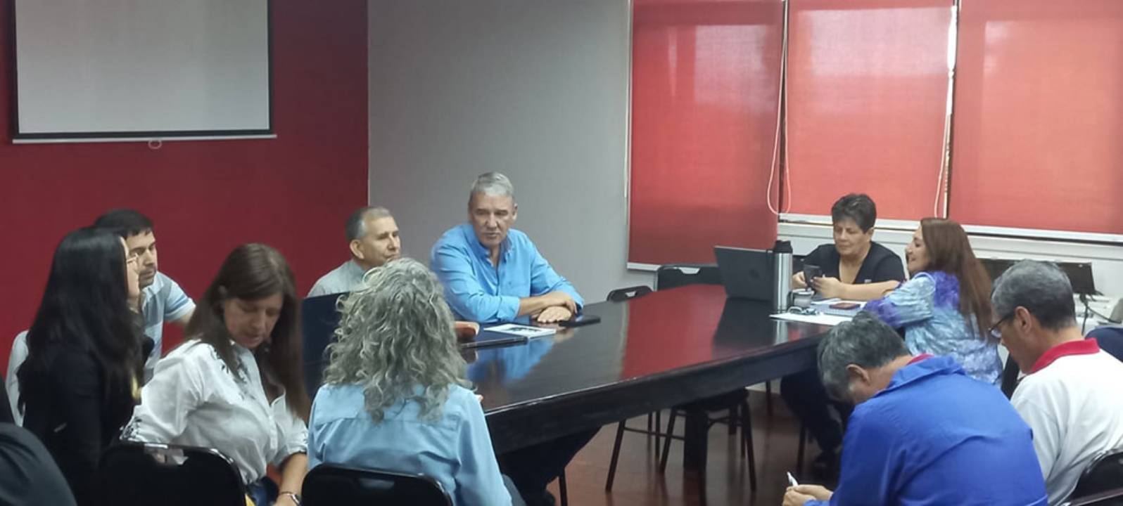 La Mesa de Diálogo Docente no obtuvo propuesta salarial del Gobierno ...