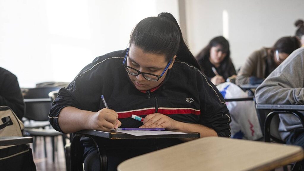 agencia universitaria