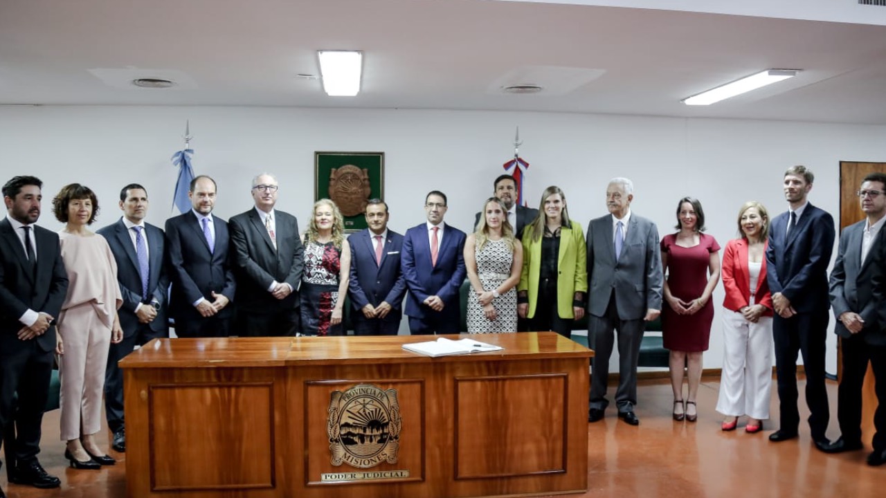 Siete nuevos magistrados asumieron en Misiones | De la Tribuna TV